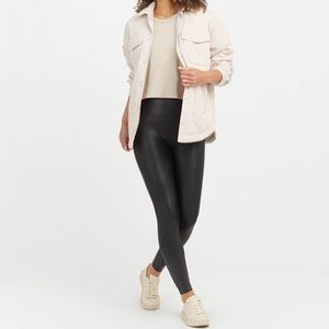 Spanx Faux Leather Leggings in Black, size L